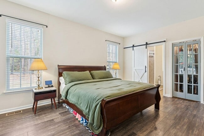 Building Photo - 4 Bedroom, 2.5 Bathroom Home in The Refuge at Ravenel - Ravenel