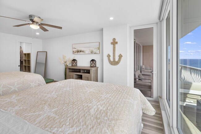 Building Photo - 4020 Galt Ocean Dr