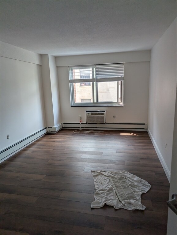 Building Photo - 130 Bowdoin St