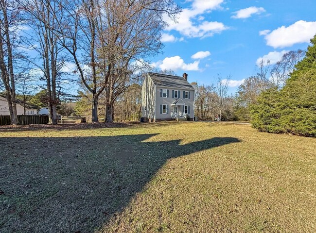 Building Photo - Spacious 3BR Home with Deck in Prime Wake Forest Location