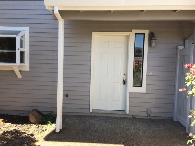 Primary Photo - fros04