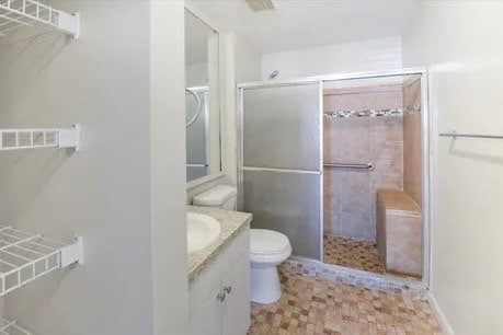 Building Photo - 2410 High Hollow Dr