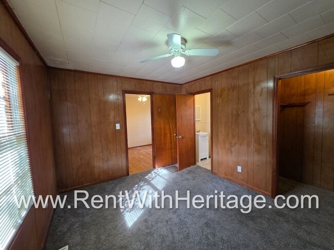 Building Photo - AWESOME RANCH HOME/ TOTAL ELECTRIC /2 LIVINGROOMS / ALMOST HALF ACRE / GREAT LOCATION/ POPULAR BR...