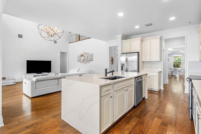 Building Photo - 9460 Wrangler Dr