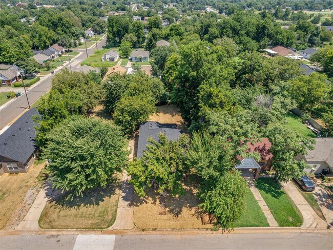 Building Photo - 1814 N Jordan Ave