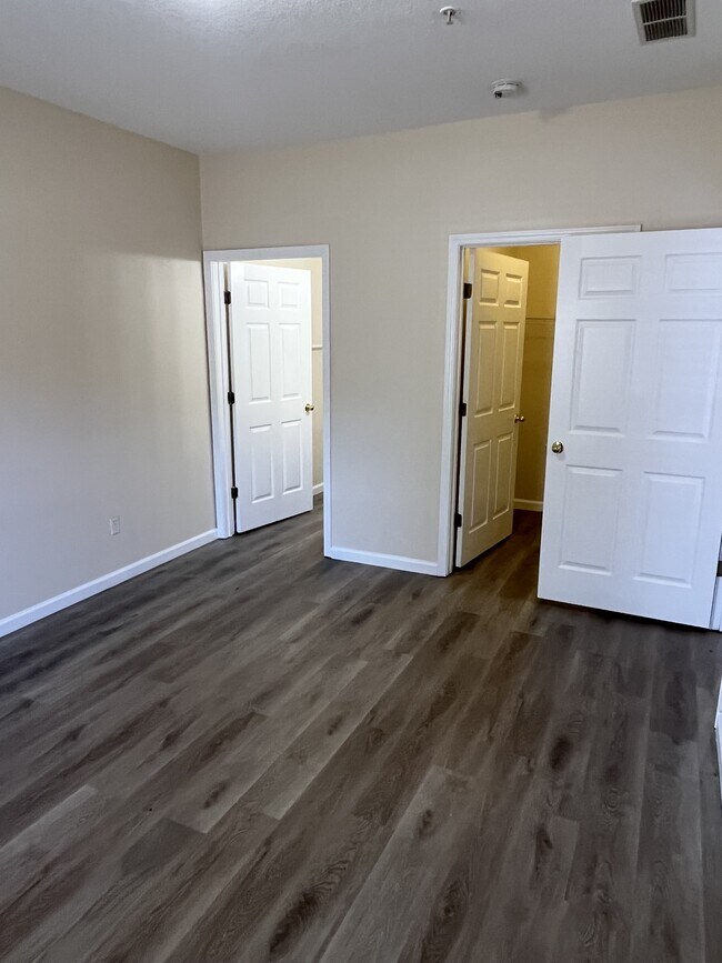 Building Photo - 3640 Kirkpatrick Cir