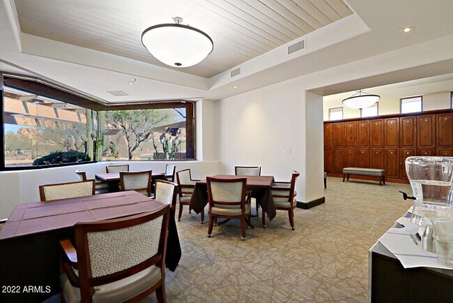 Building Photo - 6884 E Amber Sun Dr