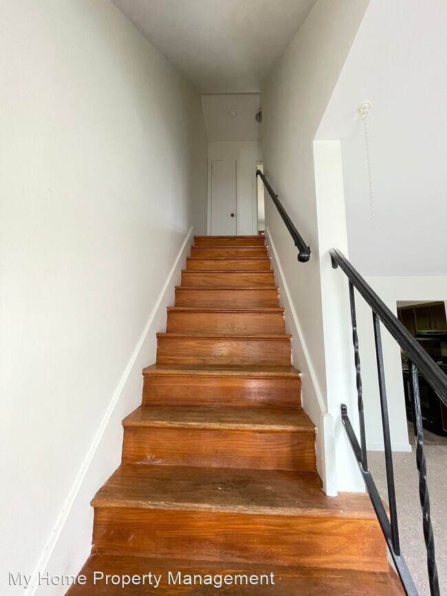 Building Photo - 2 br, 1 bath House - 1073 Donegal Springs Rd