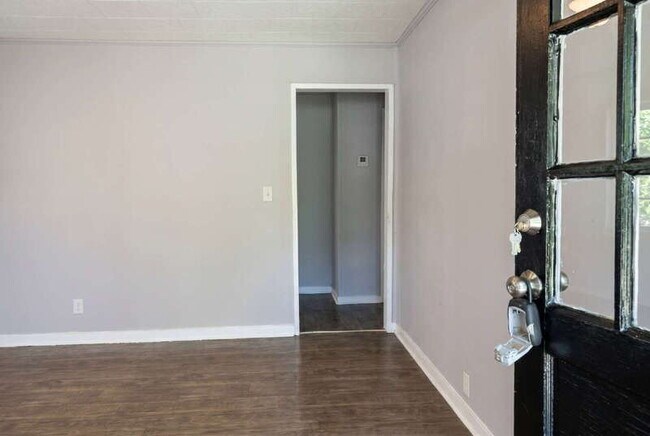 Building Photo - 431 Bussey Ave