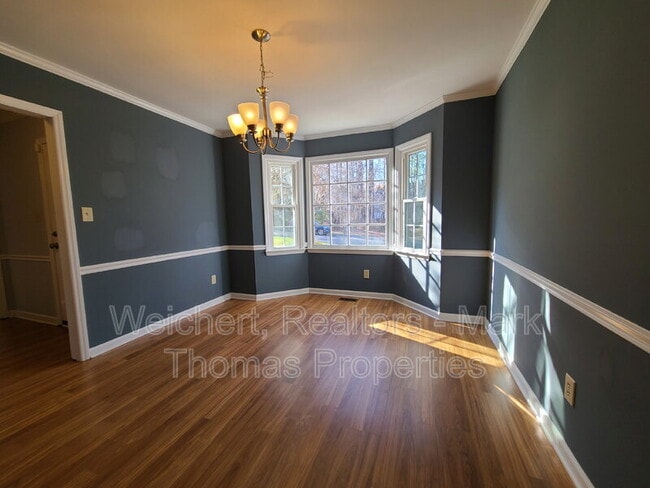 Building Photo - 110 Topsail Ct