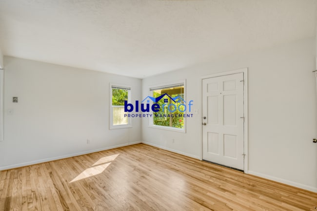 Building Photo - 54 SE 74th Ave