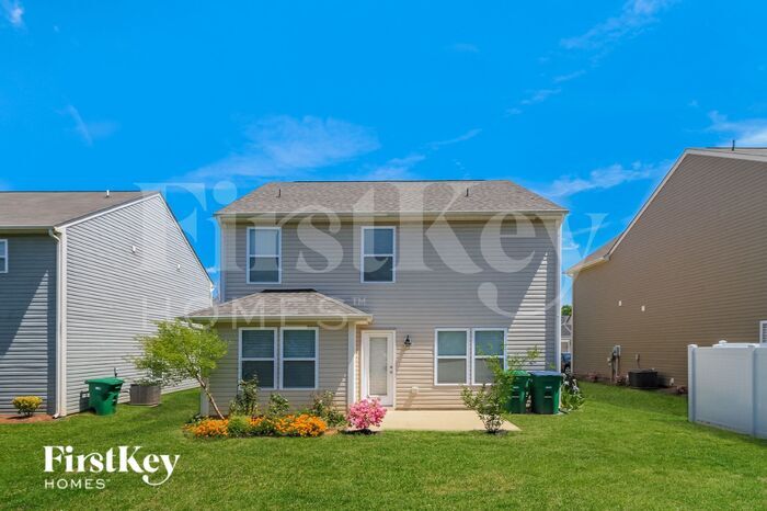 Building Photo - 726 Petree Farm Ln