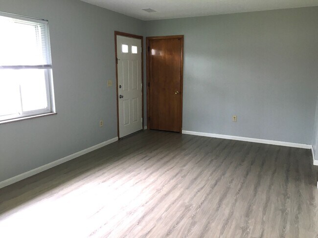 Building Photo - 1515 Bel Del Ct