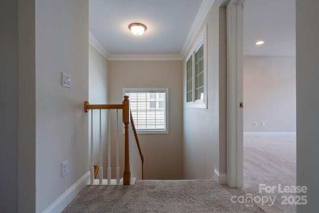 Building Photo - 6607 Wildbrook Dr