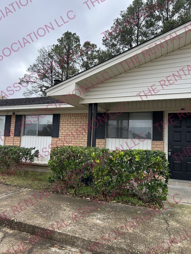 Building Photo - 203 Westridge Dr