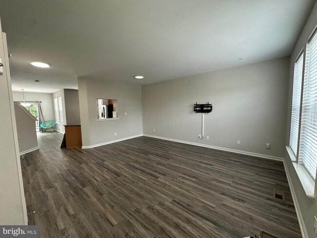 Building Photo - 615 Tantallon Ct