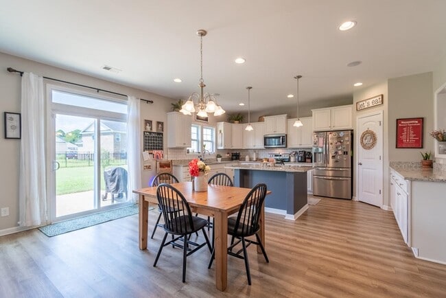 Building Photo - 510 Kittiwake Ln