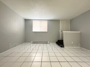 Building Photo - Charming 1-Bed in Toledo – Cozy 570 sq ft with Shared Laundry for Just $675