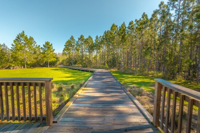 Building Photo - Dog-Friendly Laureate Park Home | 3 Bedrooms + Office Near Trails