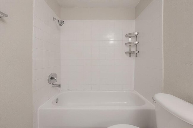 Building Photo - 12261 Sailwinds Dr