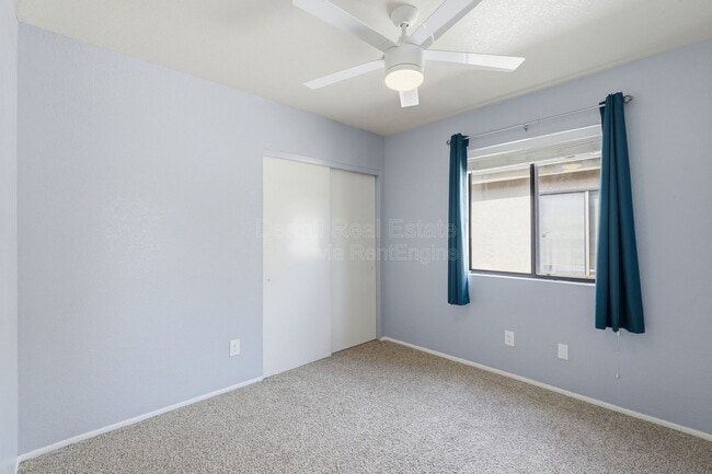 Building Photo - 10008 E Paseo San Ardo