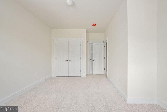 Building Photo - 356 Evermore Ln