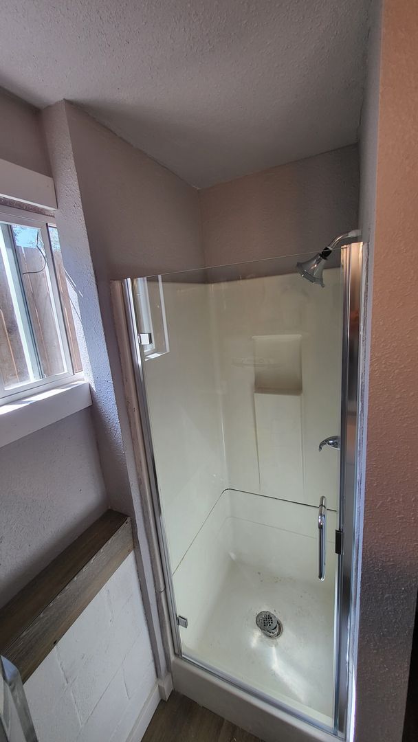 Building Photo - 2459 NE Burks Ct