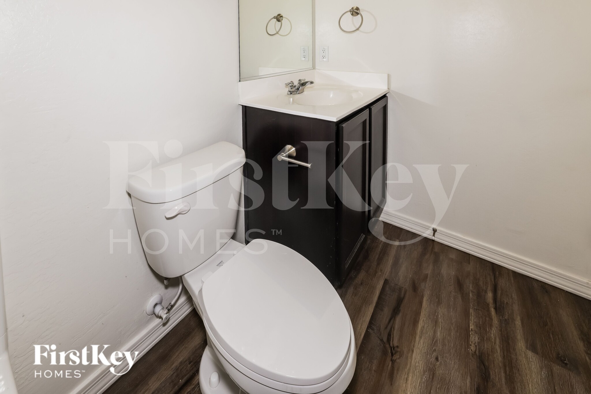 Building Photo - 20016 W Woodlands Ave