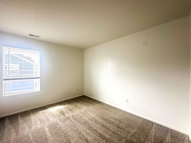 Building Photo - 17430 Pacific Peak Cir