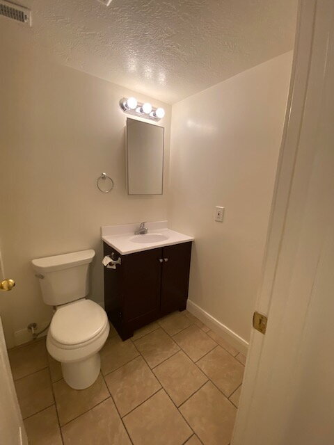 Building Photo - "Riverdale Retreat: Cozy 2-Bedroom with Modern Granite Touches!"