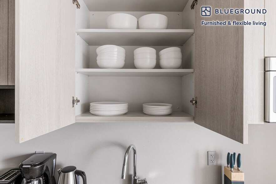 Building Photo - 1210 S Indiana Ave