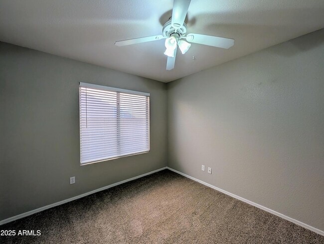 Building Photo - 8639 W Fullam St