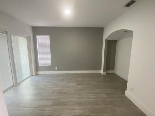Building Photo - 1323 Denlow Ln