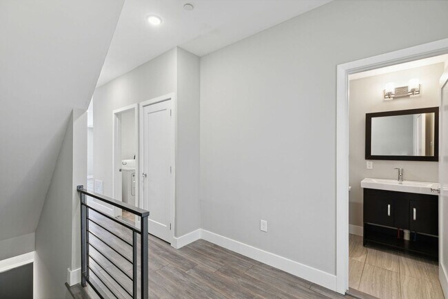 Building Photo - 1845 A St