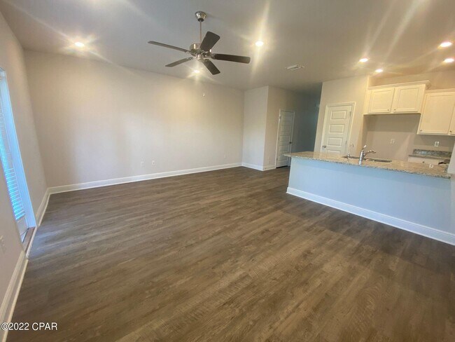 Building Photo - 1647 Caleigh Ct