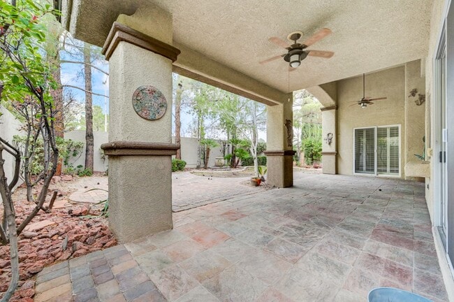 Building Photo - Canyon Ridge