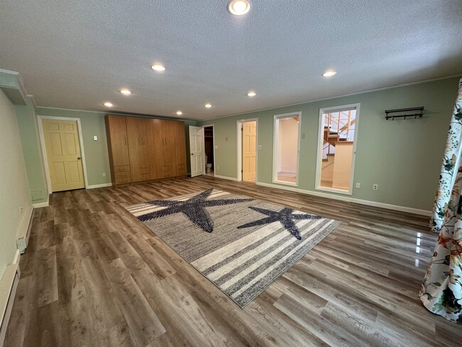 Building Photo - 524 Equinox on The Battenkill