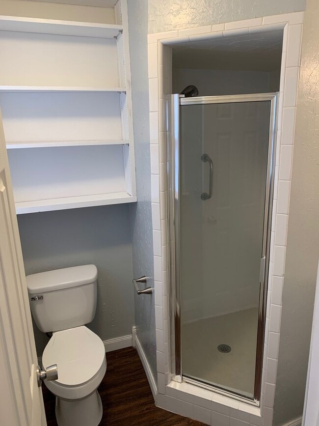 Building Photo - 3/2/2