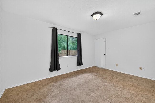 Building Photo - 78 E Mistybreeze Cir