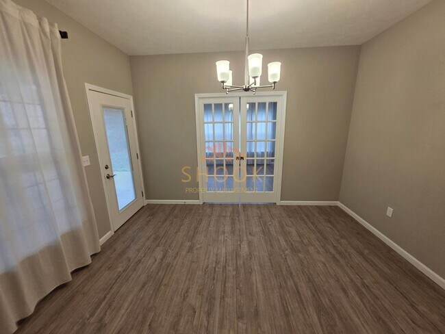 Building Photo - Absolute STUNNER on Lafayette's Desirable South Side