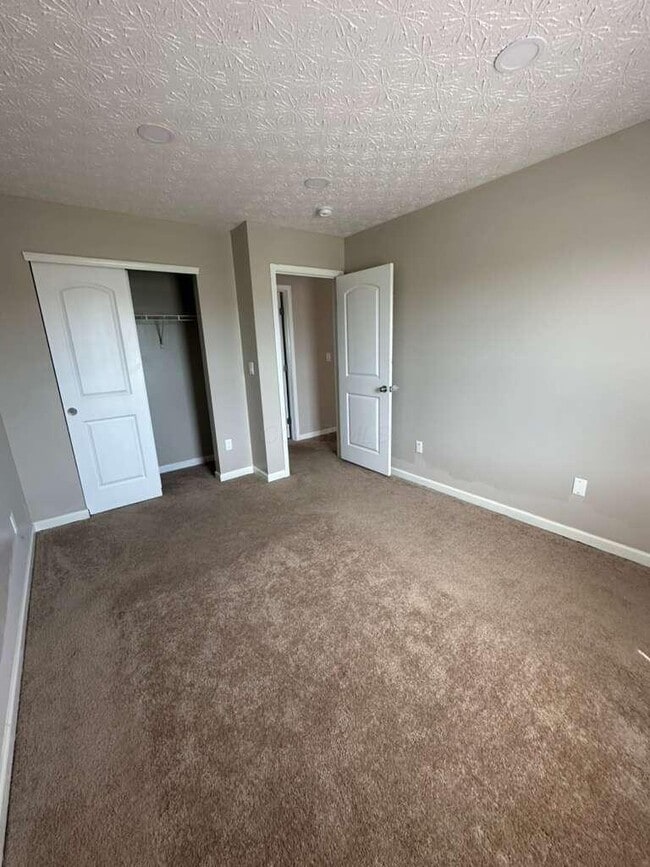 Building Photo - 2397 Angelfire Dr