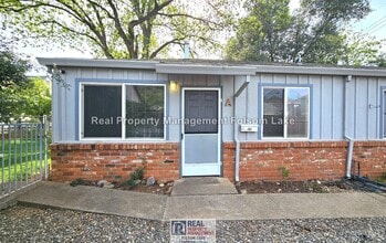Building Photo - Cozy 1 Bedroom 1 Bath in Historic Folsom