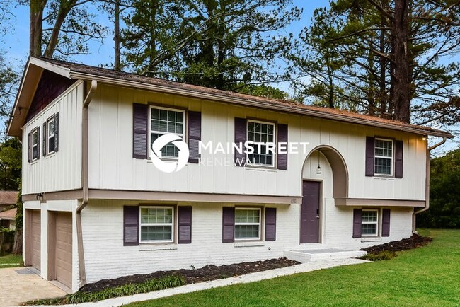 Building Photo - 6501 Monica Dr