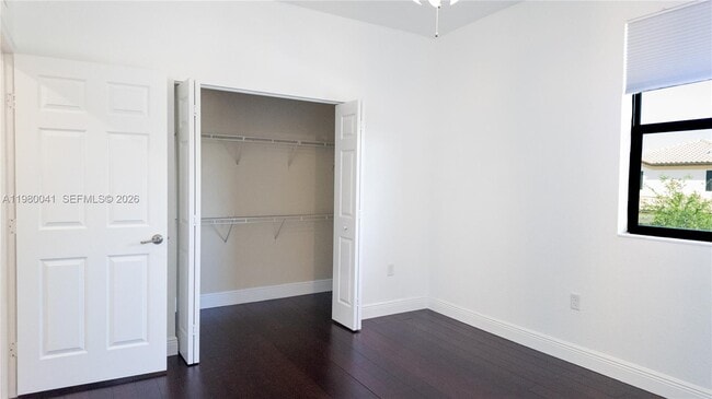 Building Photo - 3530 W 88th St