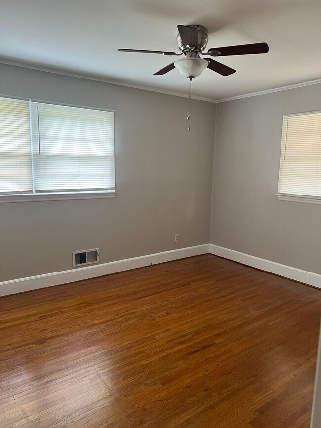 Building Photo - 4411 Firwood Ln