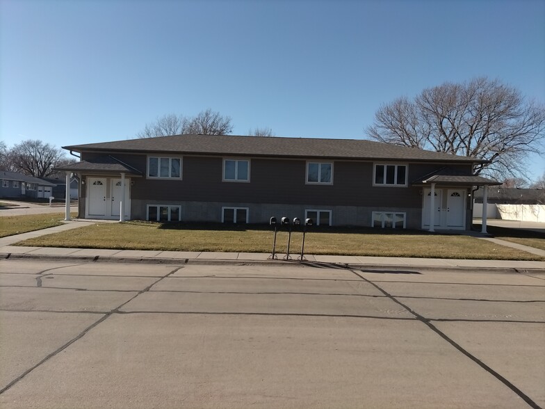 Building Photo - 605 Thomas Dr