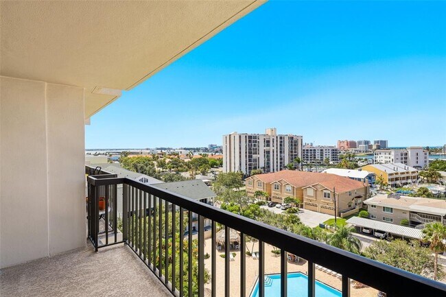 Building Photo - 400 Island Way