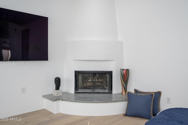 Building Photo - 25810 N Abajo Dr