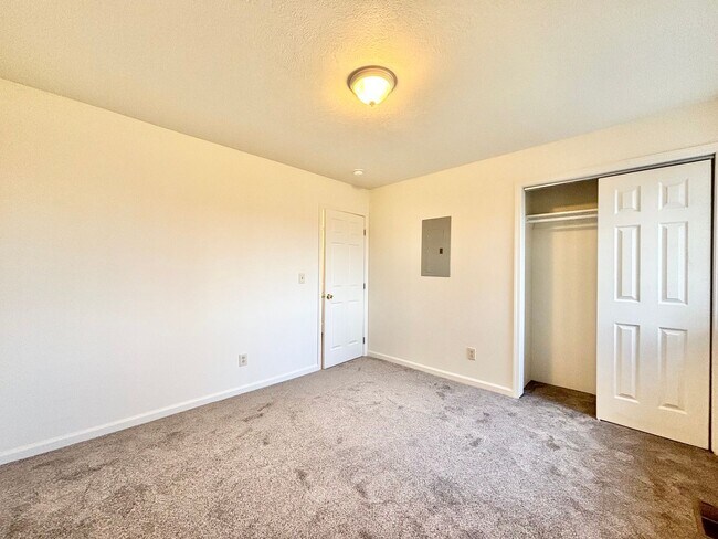 Building Photo - 3 Bed 2 Bath Home in Heart of Bozeman