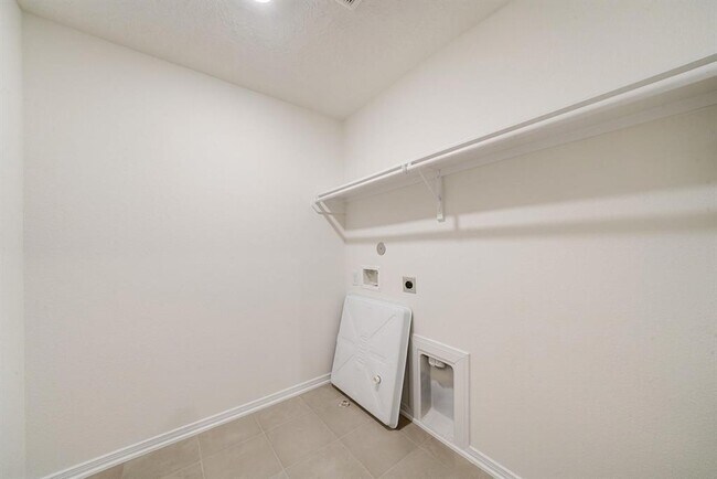 Building Photo - 23415 Stahl Creeks Ln